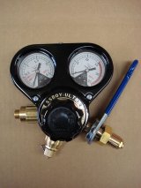 逆火防止器内蔵・酸素調整器スパナ付お買上げ有難うございました