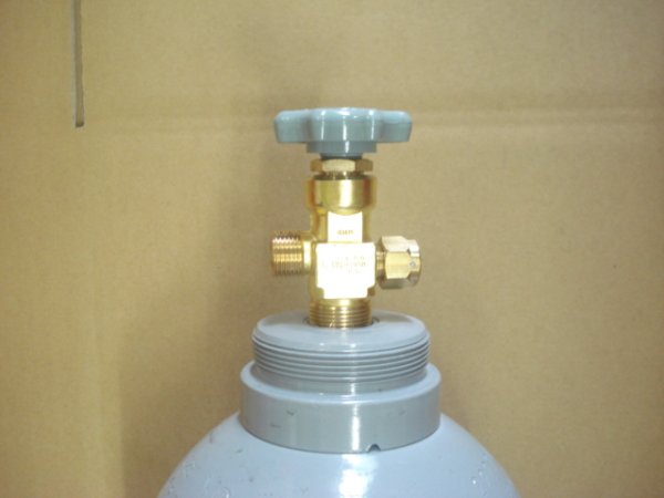 画像3: アルゴン+酸素(2%) ガスボンベ容器 3.0m3 3000リッター (3)