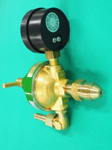 画像3: LPGボンべ用圧力調整器 RP-70 (プロパン用)千代田精機 (3)