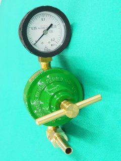 ハイセレクト 圧力調整器 CHN-2 アルゴン用（配管ライン用） 千代田 