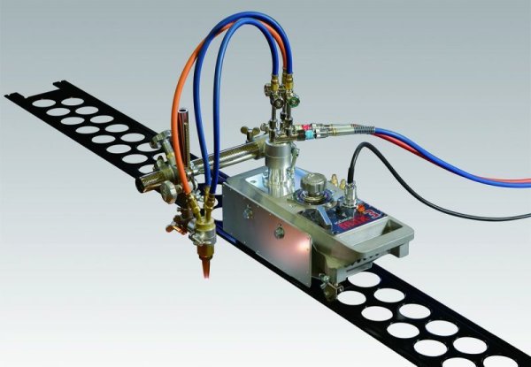 画像1: 自動直線切断機 ＩＫ-12　max3用 直線レール1.8m 小池酸素工業 (1)