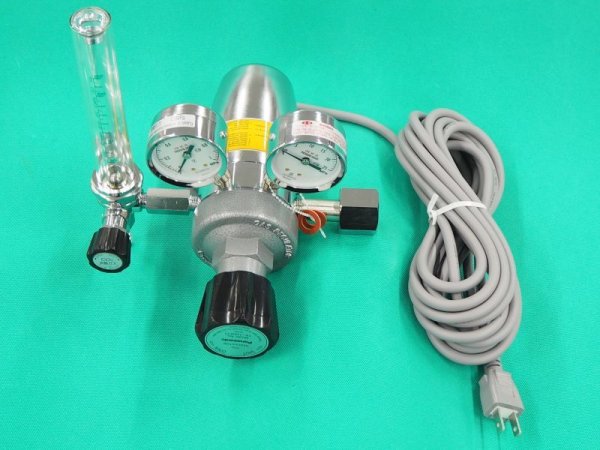 画像2: Panasonic 純正耐風式CO2調整器(ヒーター+2Pプラグ付) YX-1203CT1 (2)
