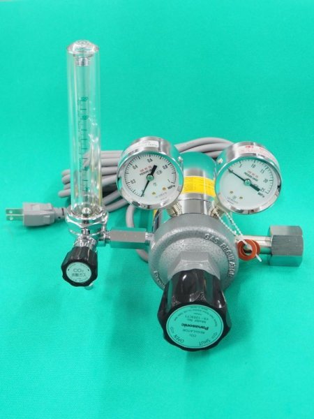 画像1: Panasonic 純正耐風式CO2調整器(ヒーター+2Pプラグ付) YX-1203CT1 (1)