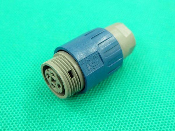 画像2: Panasonic デジタル用トーチスイッチ中継用2Pソケット CN70BJ2P (2)