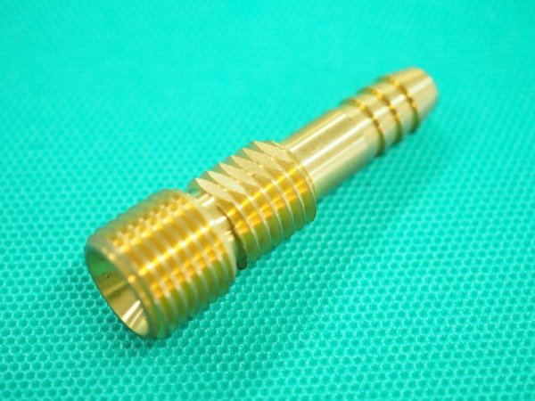 画像2: Panasonic 旧型ワイヤ送給装置用 ガス出口金具 MJH00803 [供給終了] (2)