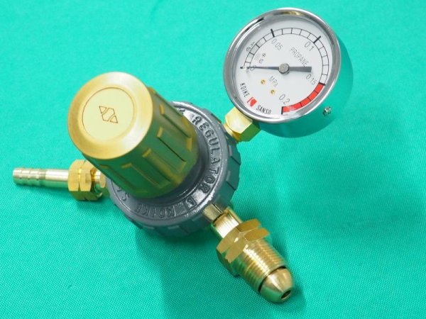 画像2: 工業用LP(プロパン)調整器 セーフティゴールドSGII-LPG 小池酸素工業 (2)