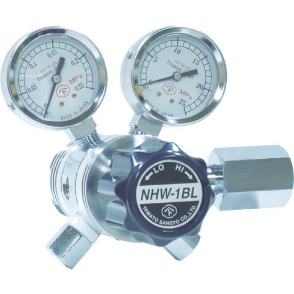 画像1: フィン式二段式圧力調整器 NHW-1BL 真鍮タイプ  炭酸ガス用 ヤマト産業 NHW-1BL-R-1101-2203 (1)