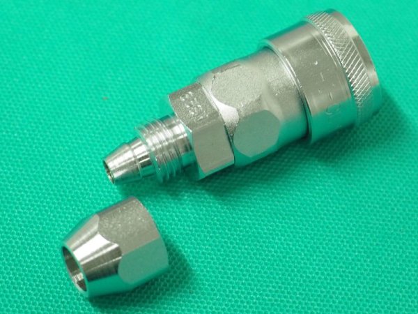 画像2: 空気用 ナットカプラ( ウレタンホース取付用) ソケット 65SN 日東工器 (2)