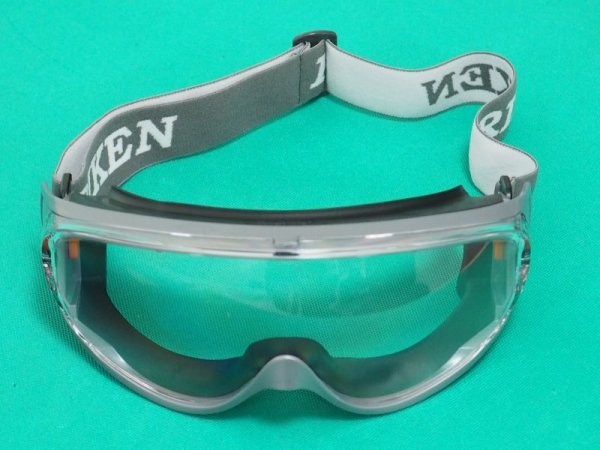 画像2: 理研オプテック ゴグル JIS規格品 防雲効果抜群(無気孔型フレーム) M56-VF-P (2)
