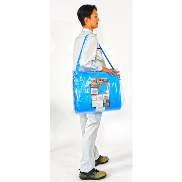 画像3: TRUSCO 肩掛けなので運搬時両手が使えるブルーシートα#3000 幅9.0mX9.0m BSA-9090 [360-0459] (3)