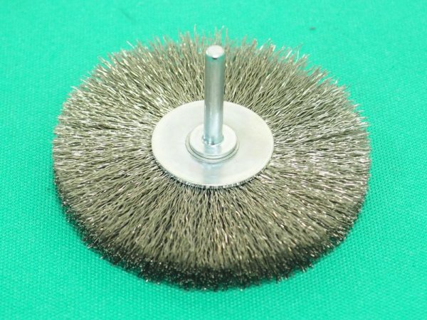 画像2: TRUSCO 軸付ホイールブラシ φ100X軸6 ステンレス線 線径0.3 TB-6253 [259-0069] (2)