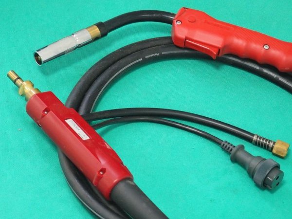 画像2: Panasonic CO2/MAG溶接用トーチ  RED TORCH 4（パルス用） YT-35CSG4 3m (長期在庫品）完売 (2)