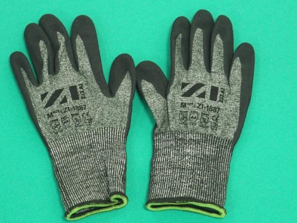 画像2: Ｗｅｅｄ 耐切創手袋 ZIZAI ZI-1887 ニトリル背抜き 18ゲージ Mサイズ（10双入）[390-9038] 廃番→後継品ZI-1887_M_1P (2)
