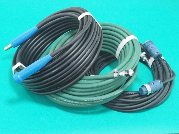 画像2: 空冷TIGトーチ用延長ケーブルセット(緑色シールドガスホース付・ダイヘン・パナソニック共通コンセント2P付) (2)