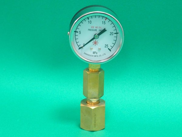 画像2: 残ガス測定器 W22-14山 + 圧力計(25MPa) 阪口製作所 (2)