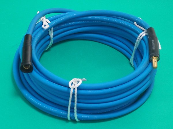 画像1: お試し特別価格 アルミ導体溶接ケーブル(延長用）重さは銅導体溶接ケーブルの約半分 AL-WCCT 38sq アルミ専用ジョイントJA300AL黒色オス・メス付 20m (1)