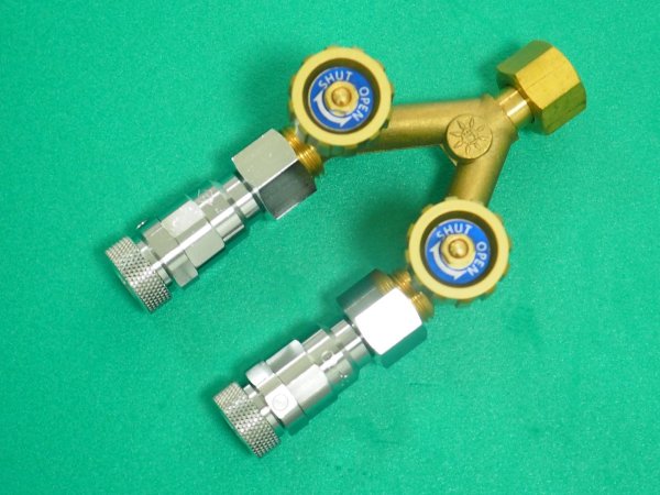 画像3: 酸素調整器用分岐管 二又バルブ YB-1 出口ワンタッチ（Ｑジョイント）仕様 (3)