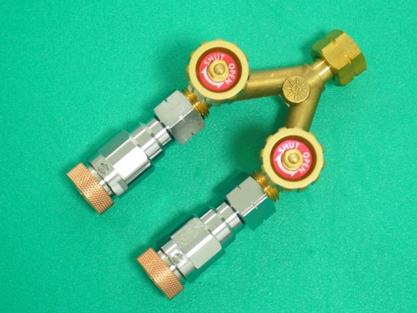 画像3: アセチレン調整器用分岐管 二又バルブ YB-2 出口ワンタッチ（Qジョイント）仕様  (3)
