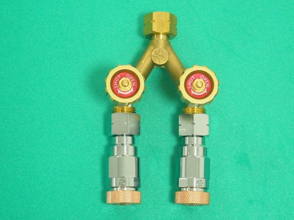 画像1: アセチレン調整器用分岐管 二又バルブ YB-2 出口ワンタッチ（Qジョイント）仕様  (1)