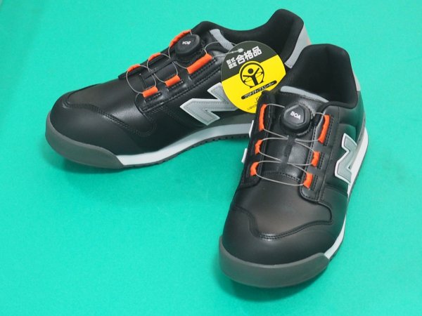 画像1: 【サイズ:24.5〜28.0 29.0 30.0】ニューバランス ニューバランスプロスニーカー ボストン ブラック　 (1)