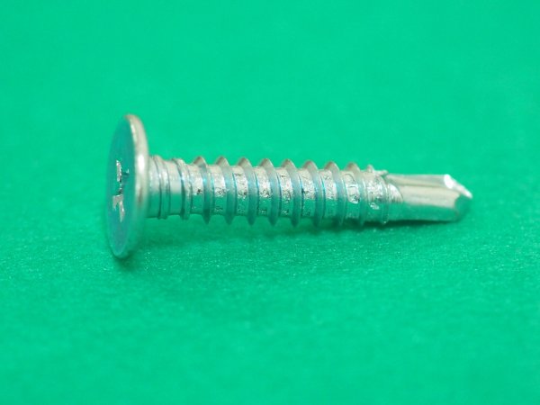 画像1: TRUSCO ドリルねじ薄平 板金用 ユニクロ 5x25  42本入 TNJ-0525 [795-9486] (1)