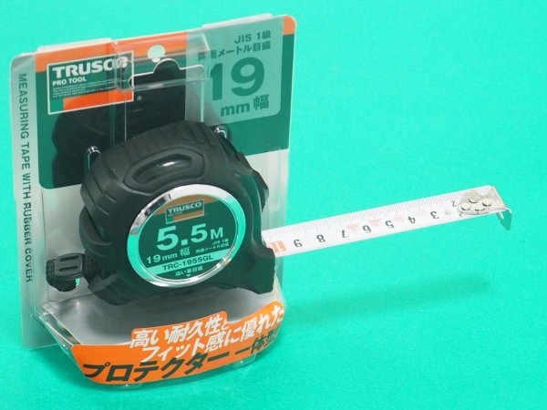 画像1: TRUSCO 追番目盛りゴムカバー付コンベックス 19幅5.5m TRC-1955GL [379-1043] (1)