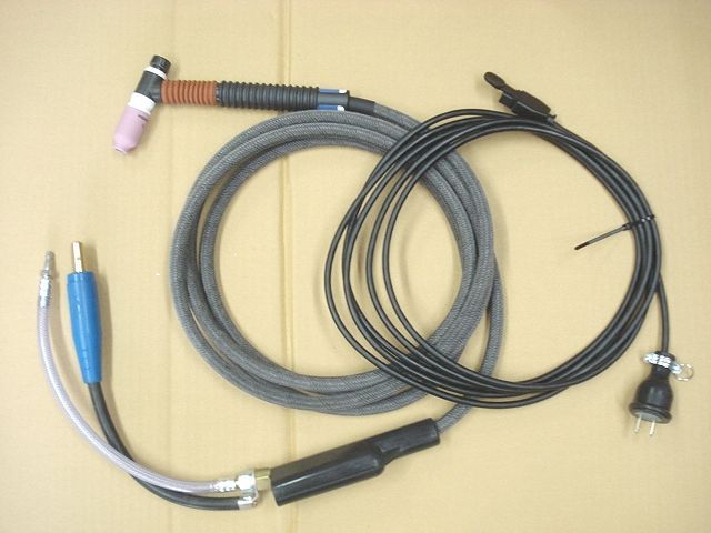 ガスレンズ付150A-3.8M空冷フレキシブルトーチセットお買い上げ有難うございました