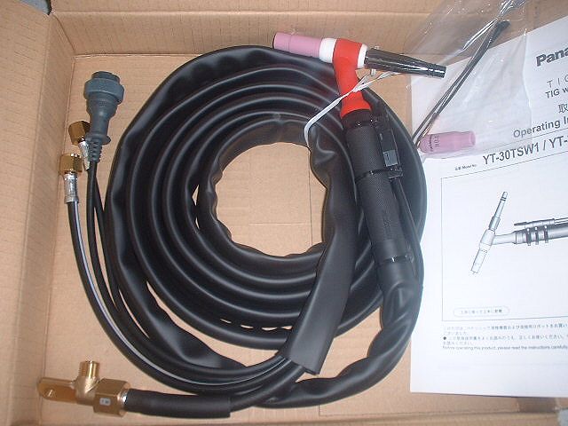 Ｐａｎａｓｏｎｉｃ標準タイプ水冷TIGトーチ 300A-4M YT-30TSW2 お買い上げありがとうございました。