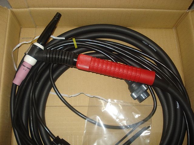Ｐａｎａｓｏｎｉｃフレキシブル型空冷TIGトーチ 200A-4M[YT-20TSF2] お買い上げ有難うございました
